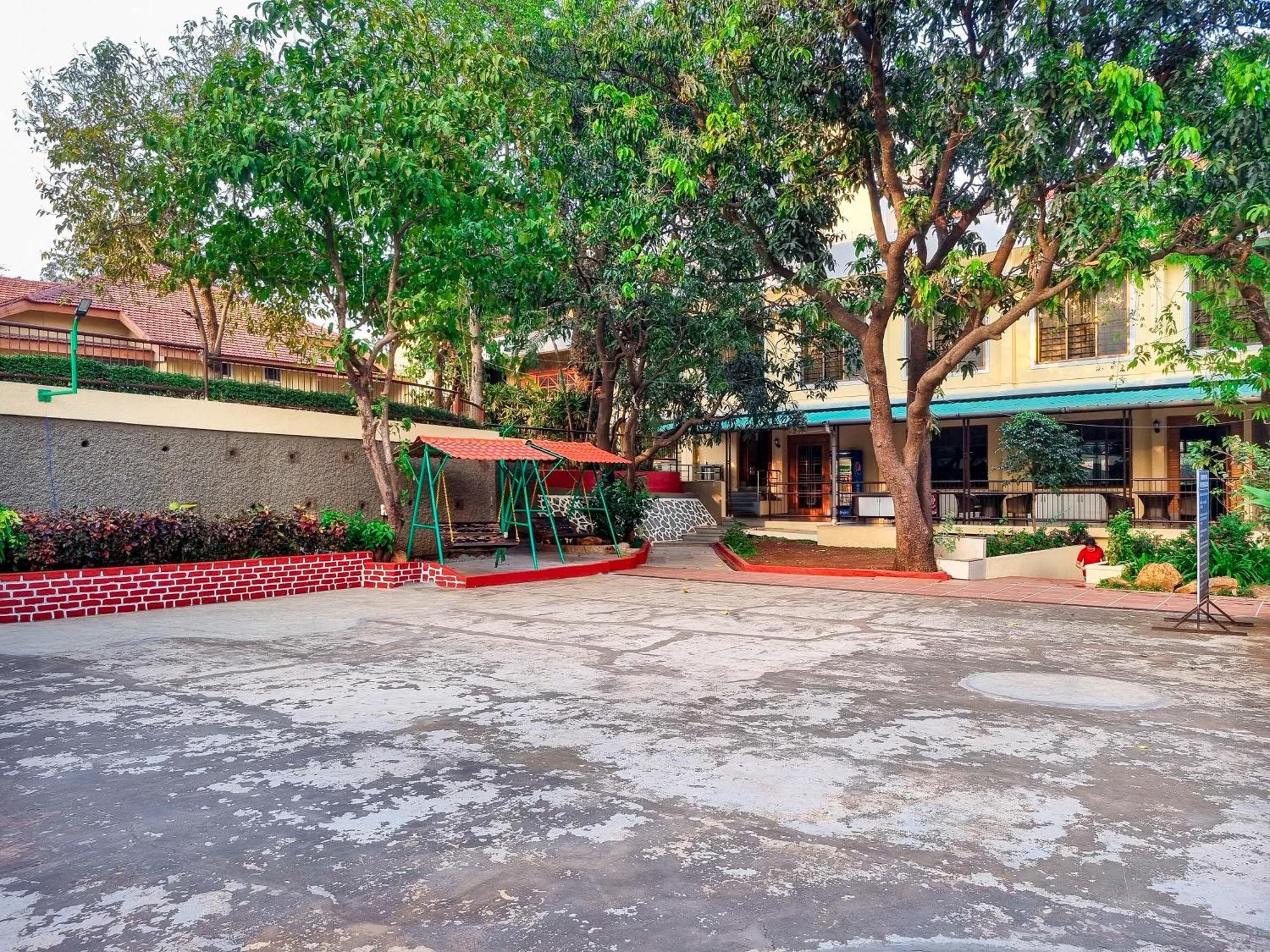 Zaras Resort Khandala Lonavala Eksteriør bilde